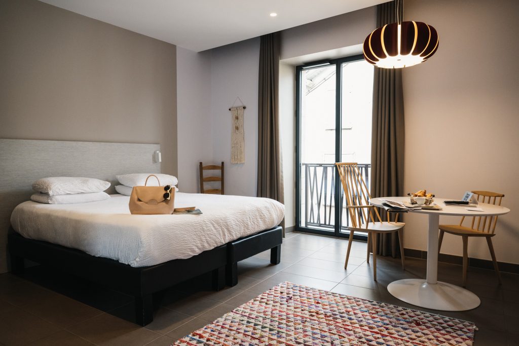 Appartement Notre-Dame - Hôtel les Fleurines - Villefranche de Rouergue