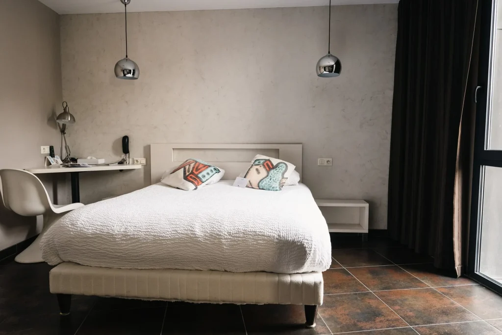 Chambre Classique double - Hôtel les Fleurines - Villefranche de Rouergue