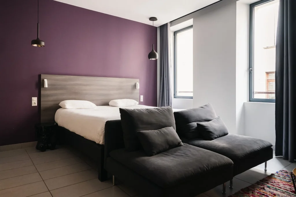 Chambre Deluxe familiale - Hôtel les Fleurines - Villefranche de Rouergue
